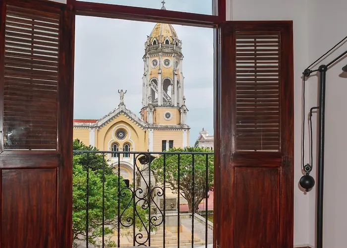 Best Location-Fancy Apartment In Cascoviejo