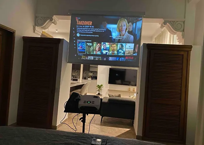Best Location-Fancy Apartment In Cascoviejo